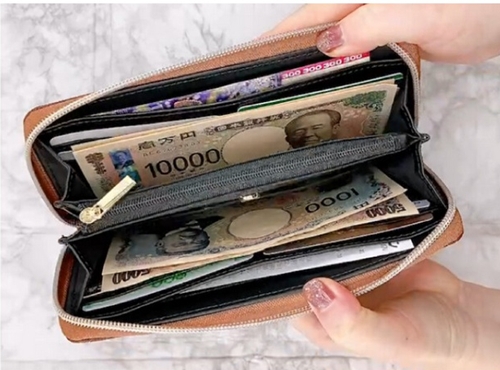 金運馬蹄財布